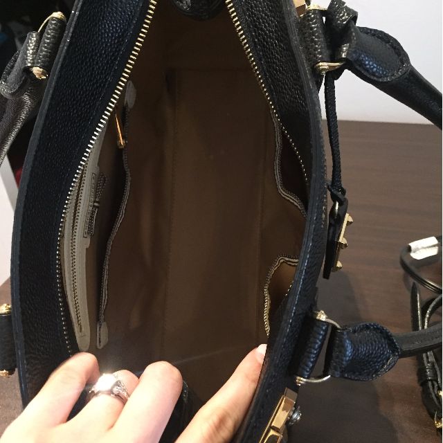 Henri Bendel Carlyle Black tote Women s Fashion Bags Wallets Tote Bags on Carousell