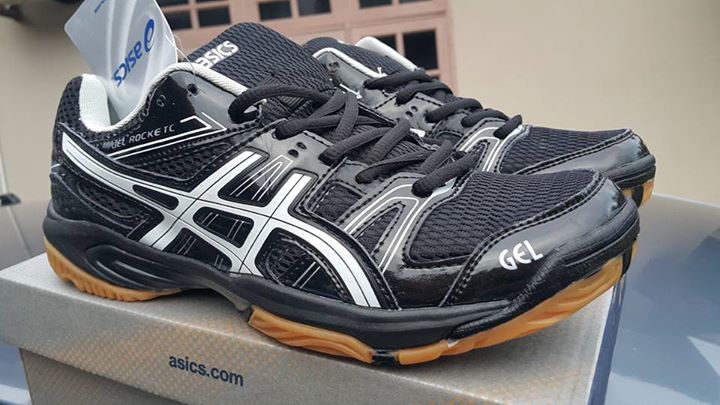 kasut badminton asics 2019