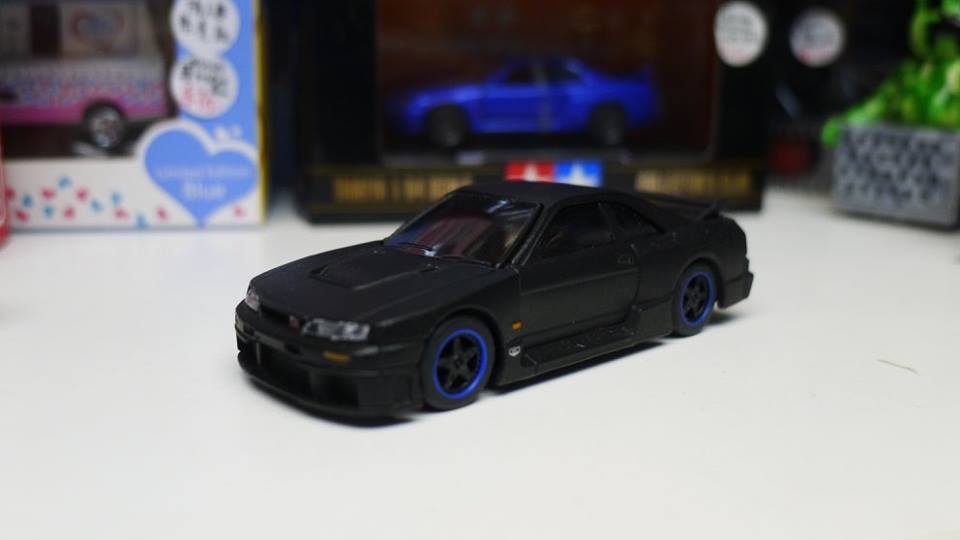 Ucc 1 64 Nismo Gt R Lm R33 Road Car Nissan日產戰神gtr Tomica Size 興趣及遊戲 玩具 遊戲類 Carousell