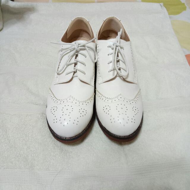 White oxfords clearance women's shoes