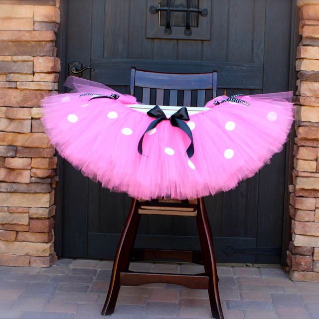 FOR RENT BABY HIGH CHAIR TUTU SKIRT