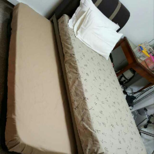 Garage Sale!! Single Bed With Pull Out Mattress, Furniture & Home