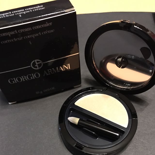 Compact cream concealer Clearance