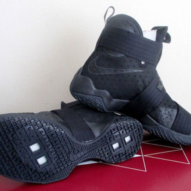 lebron 10 triple black