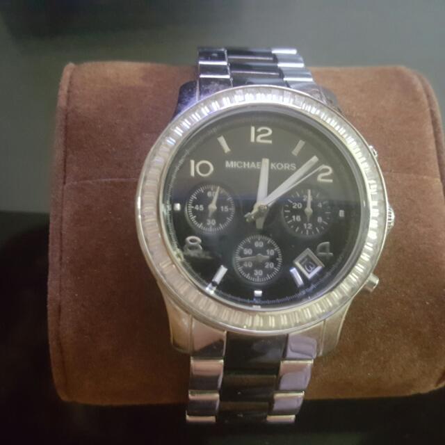 Michael kors sales diamond watch mens