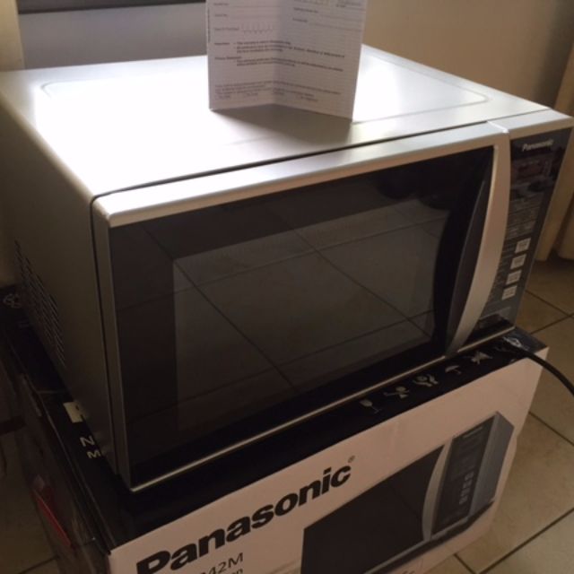 Panasonic Microwave Oven NNST342M (Spare Parts), TV & Home Appliances