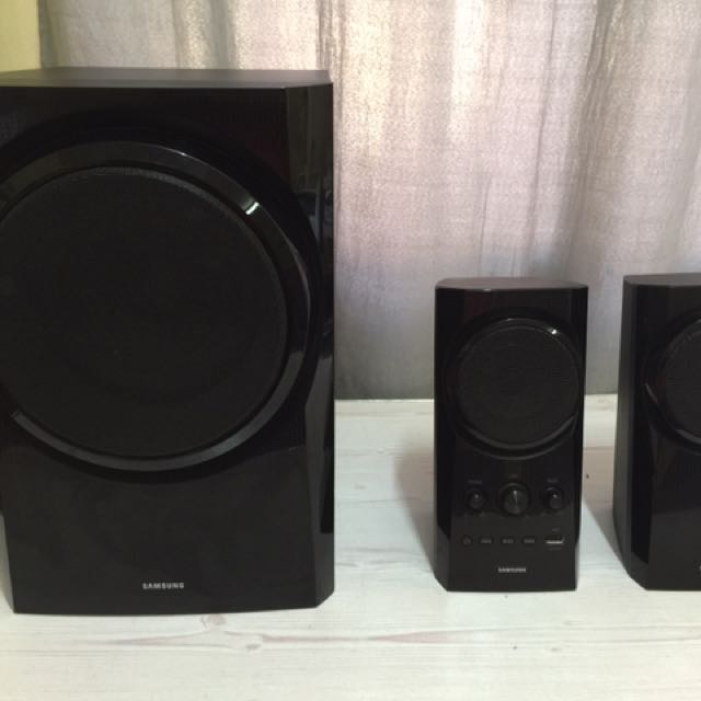 Samsung multimedia speakers on sale
