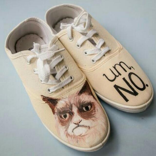 grumpy cat shoes
