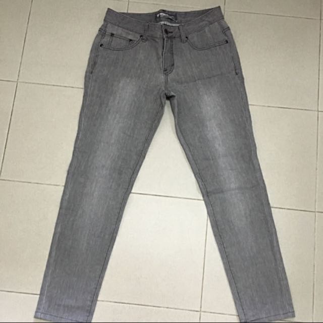 skinny fit low rise jeans