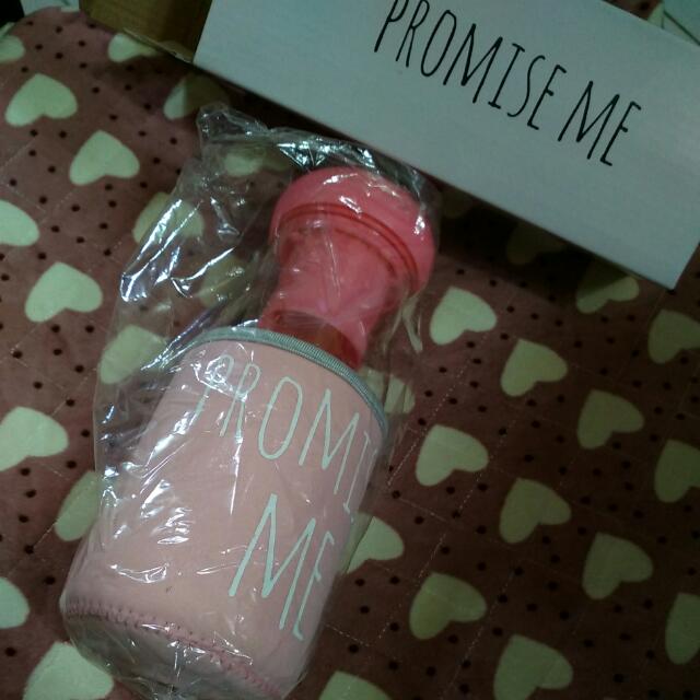 Promise Me 水樽 （分類：廚水杯、水壺）位於 Hong Kong。 由 terence_ngan 提交（商品編號 98493379，圖片 2）。簡介： 。