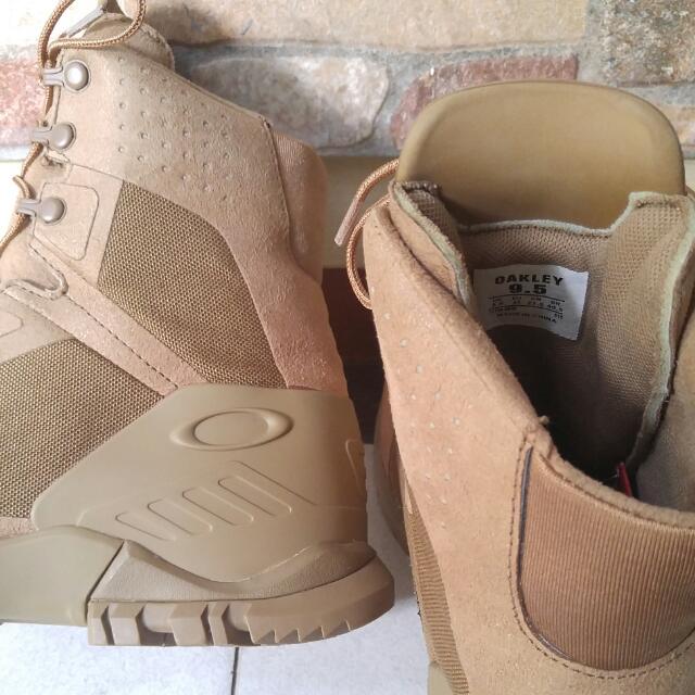 Authentic Oakley SI-8 Assault Boots, Men's Fashion, Footwear, Boots on ...