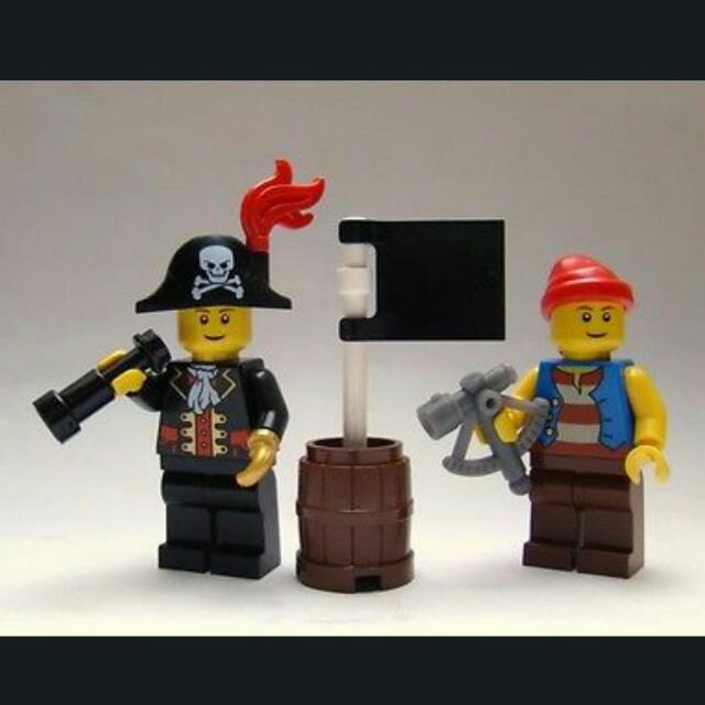 lego pirate man