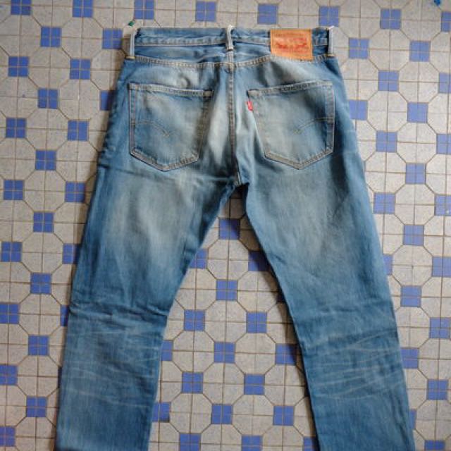 dr martens levis 501