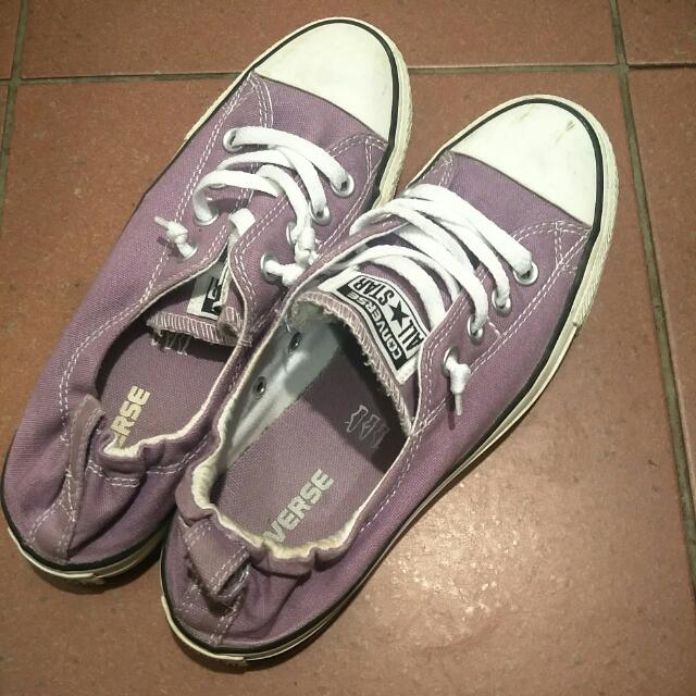 womens purple converse shoes