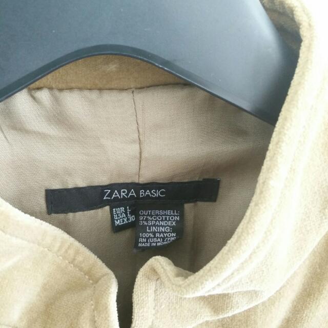 Zara Basic Jacket (Category: Clothes) located in North York. Submitted by atcatc (Listing ID 98539818, Image 3). Description: .