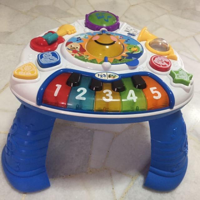 baby einstein discovering music activity table