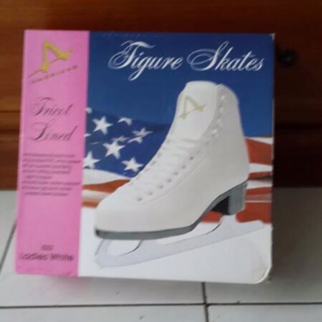 Sepatu Ice Skating Olah Raga Perlengkapan Olahraga Lainnya Di Carousell