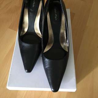 Calvin Klein Pumps