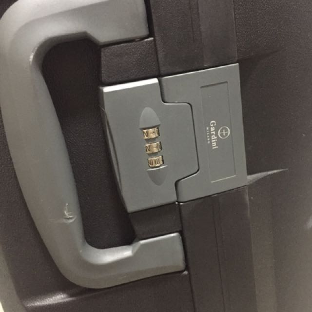 Gardini Milano 4 Wheel Luggage 30