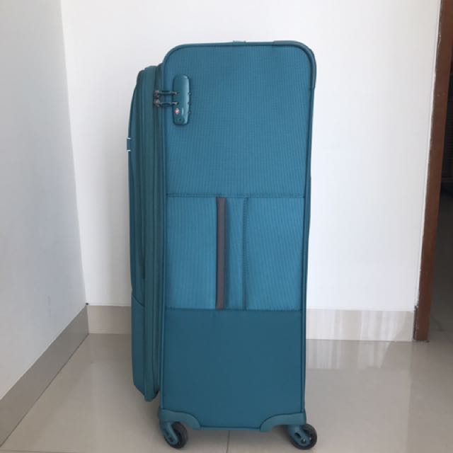 Samsonite Light Luggage, Fesyen Wanita 