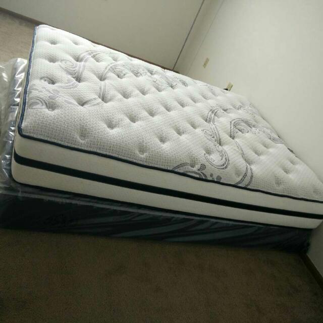 Price Reduced Simmon Beauty Rest Luxury Firm Queen Mattress Set Furniture On Carousell