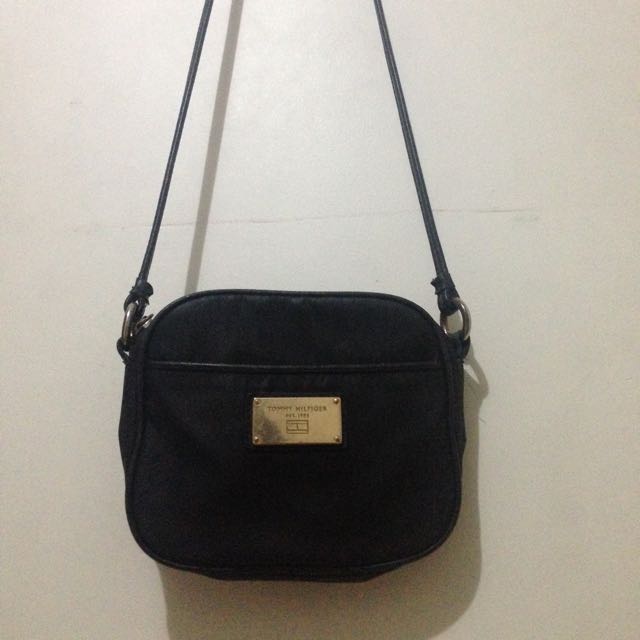 tommy hilfiger sling bag price in philippines