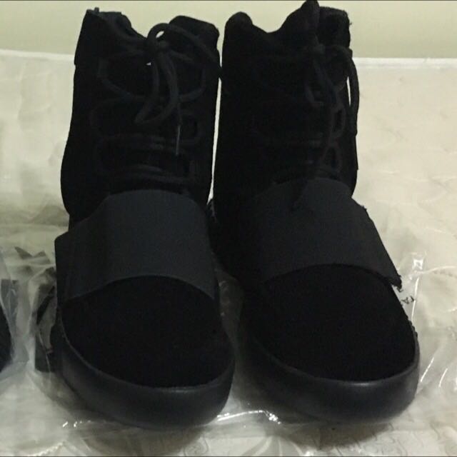 Yeezy boost 750 black intenso pirate