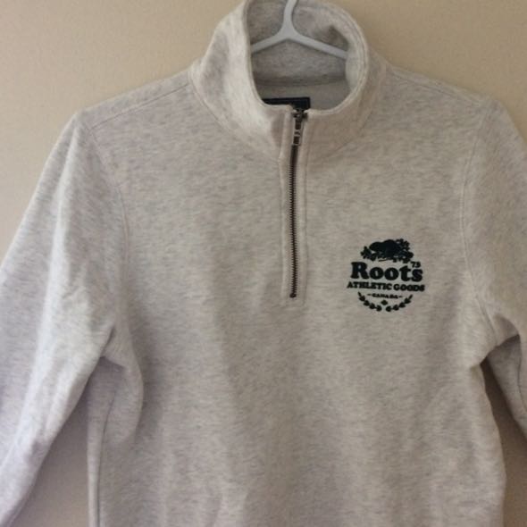 roots sweater