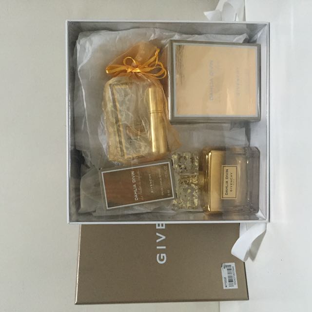 givenchy dahlia divin set