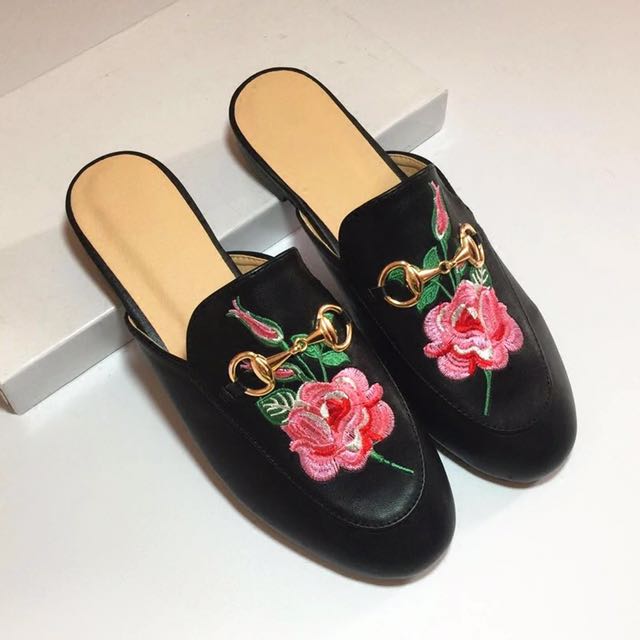 Gucci rose mules top