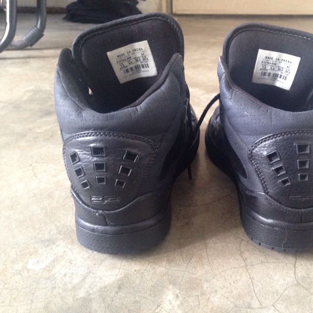 mens jordans all black