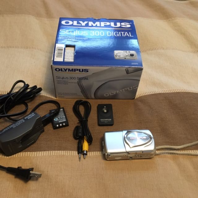 Olympus Digital Camera - Broken (Category: Photography) located in North York. Submitted by anthonyi (Listing ID 99136551, Image 3). Description: .