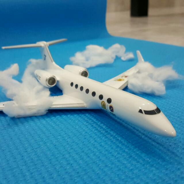 private jet toy