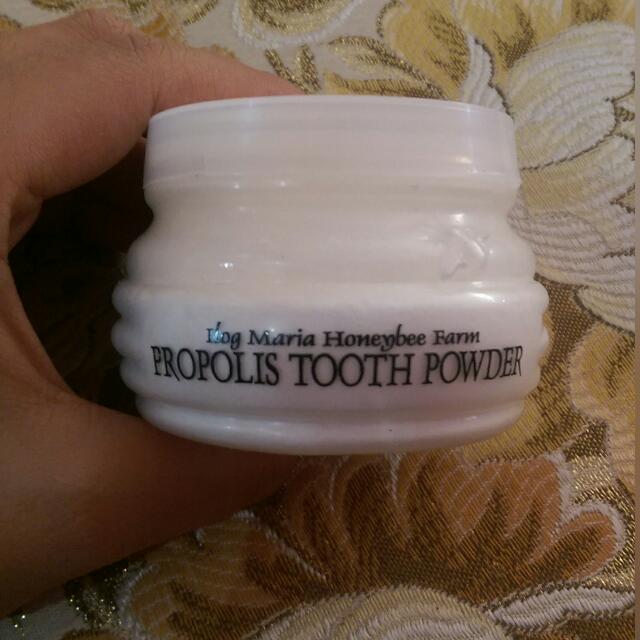 Propolis Tooth Powder (Category: Face Care) located in Manila. Submitted by tkwcha (Listing ID 99090163, Image 1). Description: Fine calcium powder 💕 ❎ NO FLOURIDE ❎ ❎ NO SLS ❎ ✔ Gently cleans Gums, Teeth, and Tongue ✔ Whitens Teeth ✔ Fights Bacteria ✔ Freshens Breath an Ilog Maria Honey Bee Farm Product ✨✨ .