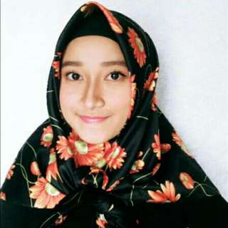 Kerudung segi 4