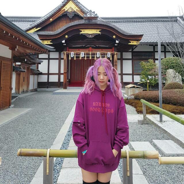 Candystripper Bad Boy Good Lips Pullover Sweater Women S Fashion Clothes Outerwear On Carousell Candystripper Bad Boy Good Lips Pullover Sweater Women S Fashion Clothes Outerwear On Carousell