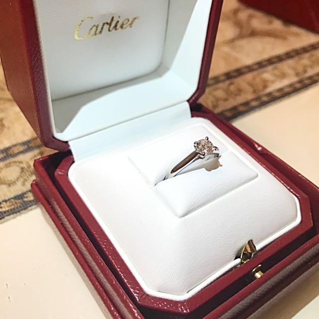 [洽谈中〕cartier 卡地亚 经典1895四爪 单钻石婚戒 戒指〔0.