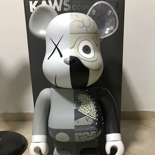 kaws bearbrick 1000