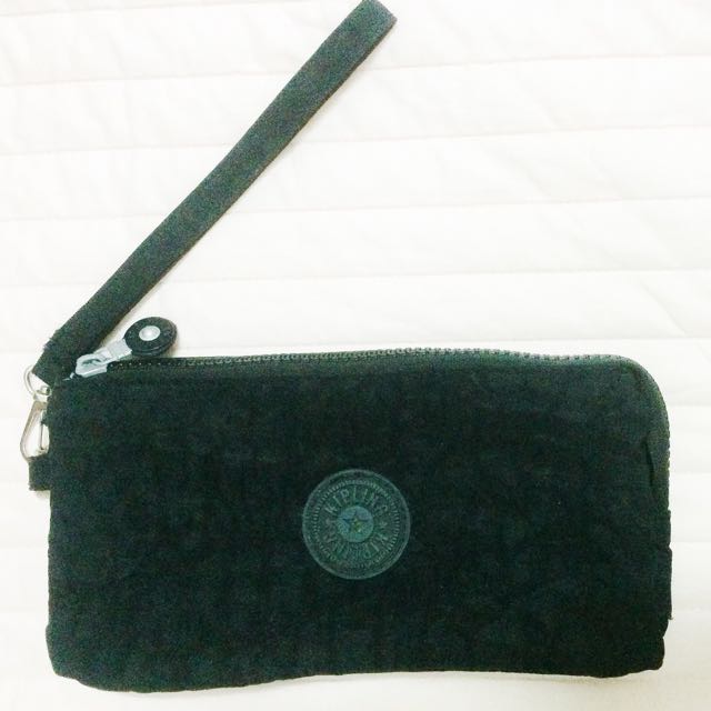 kipling clutch