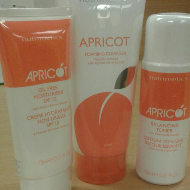 Nutrimetics Apricot Foam Cleanser, Moisturiser & Toner Set, Beauty