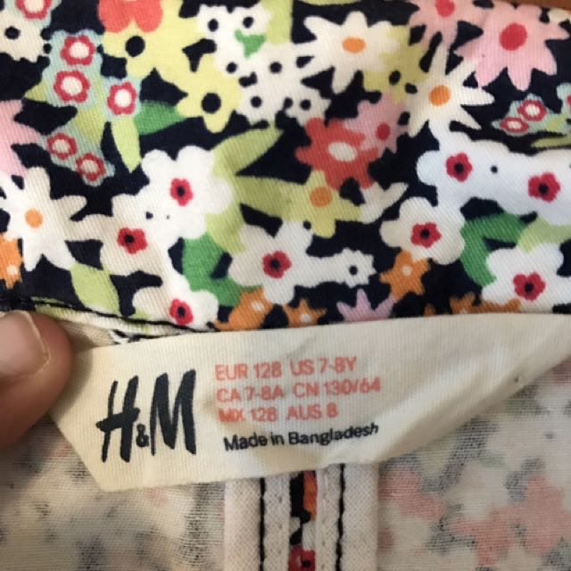 Printed Jacket (Category: Babies & Kids Fashion) located in Singapore. Submitted by alisha0812 (Listing ID 99385107, Image 2). Description: .