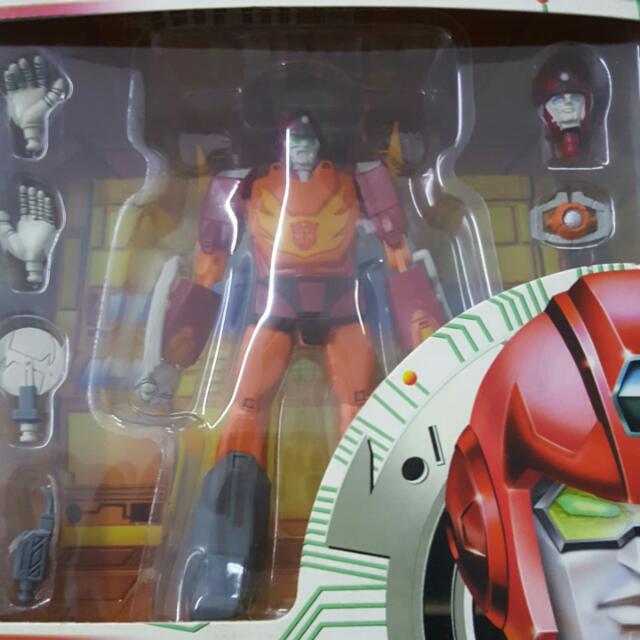 TRANSFORMERS TOY. (Category: Toy Figures) located in Singapore. Submitted by mrragandbone (Listing ID 99393321, Image 2). Description: .