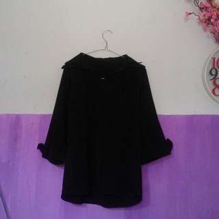 Blouse Hitam