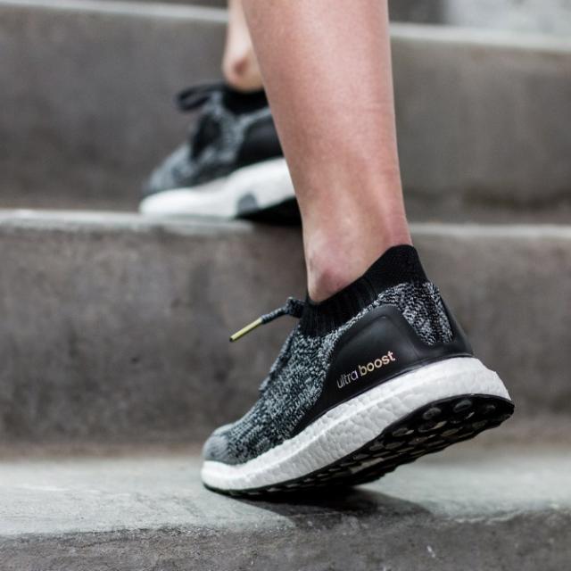 adidas ultra boost uncaged core black