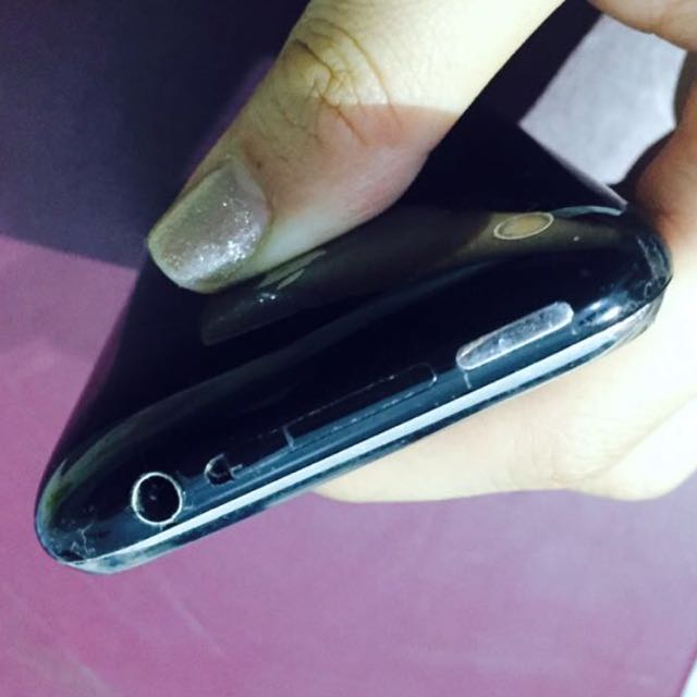 iphone3 (Category: iPhone Others) located in Singapore. Submitted by chasense (Listing ID 99477324, Image 2). Description: .