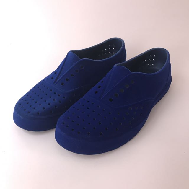 where can i buy native shoes