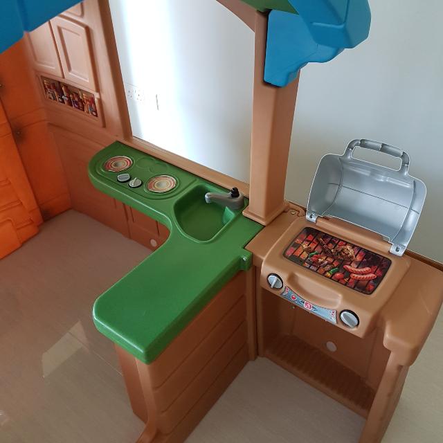 step 2 gather and grille playhouse