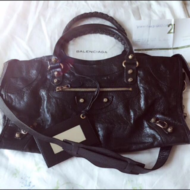 balenciaga wallet bag