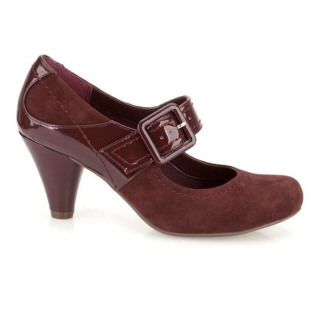 clarks boots kids white