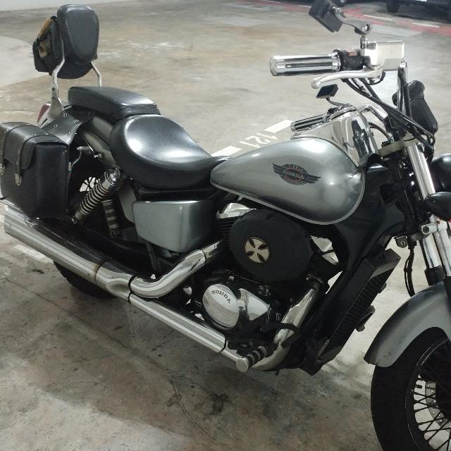 motor honda shadow 400cc